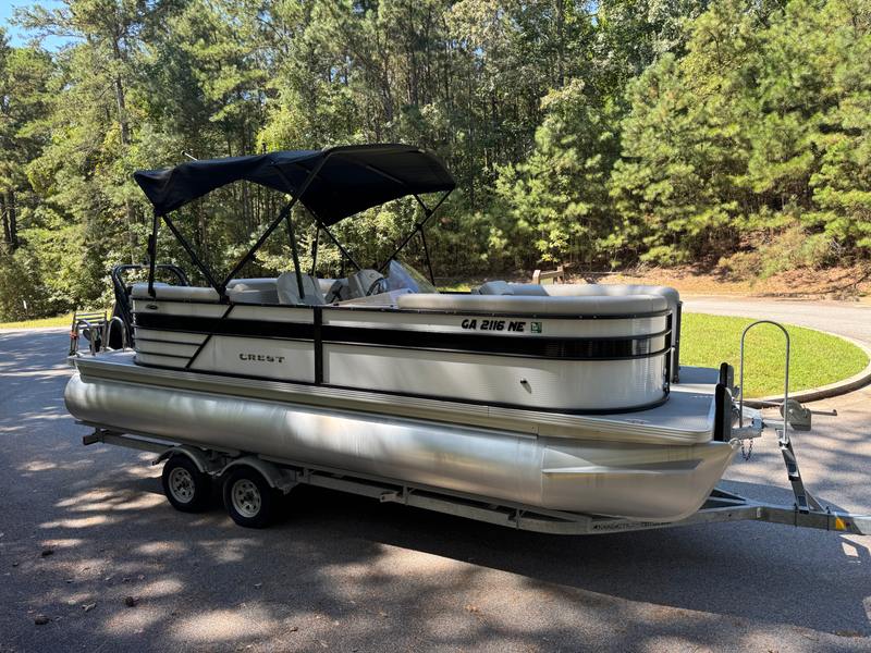 2022 Crest 220DLX