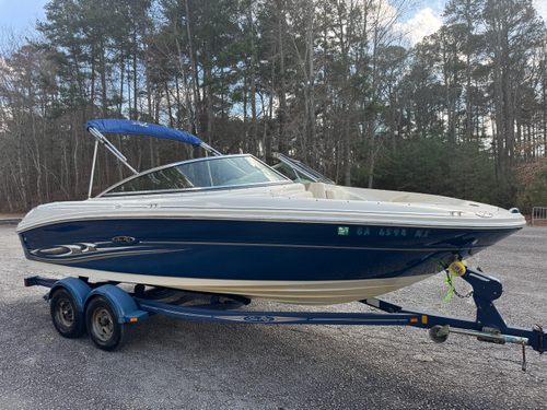 2004 Sea Ray 200 Select