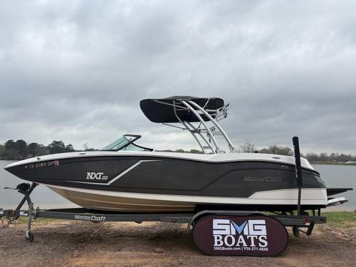 2016 Mastercraft NXT22