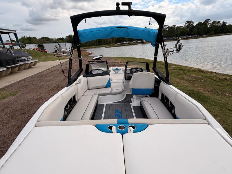 Boat Image 8
