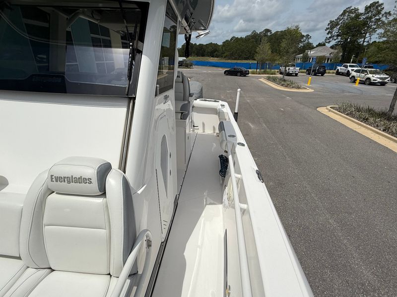 Boat Image 11