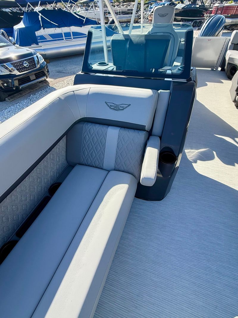 Boat Image 12