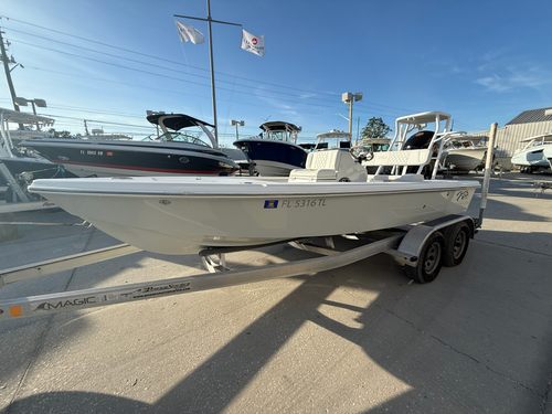 2022 V tech 18 Flats