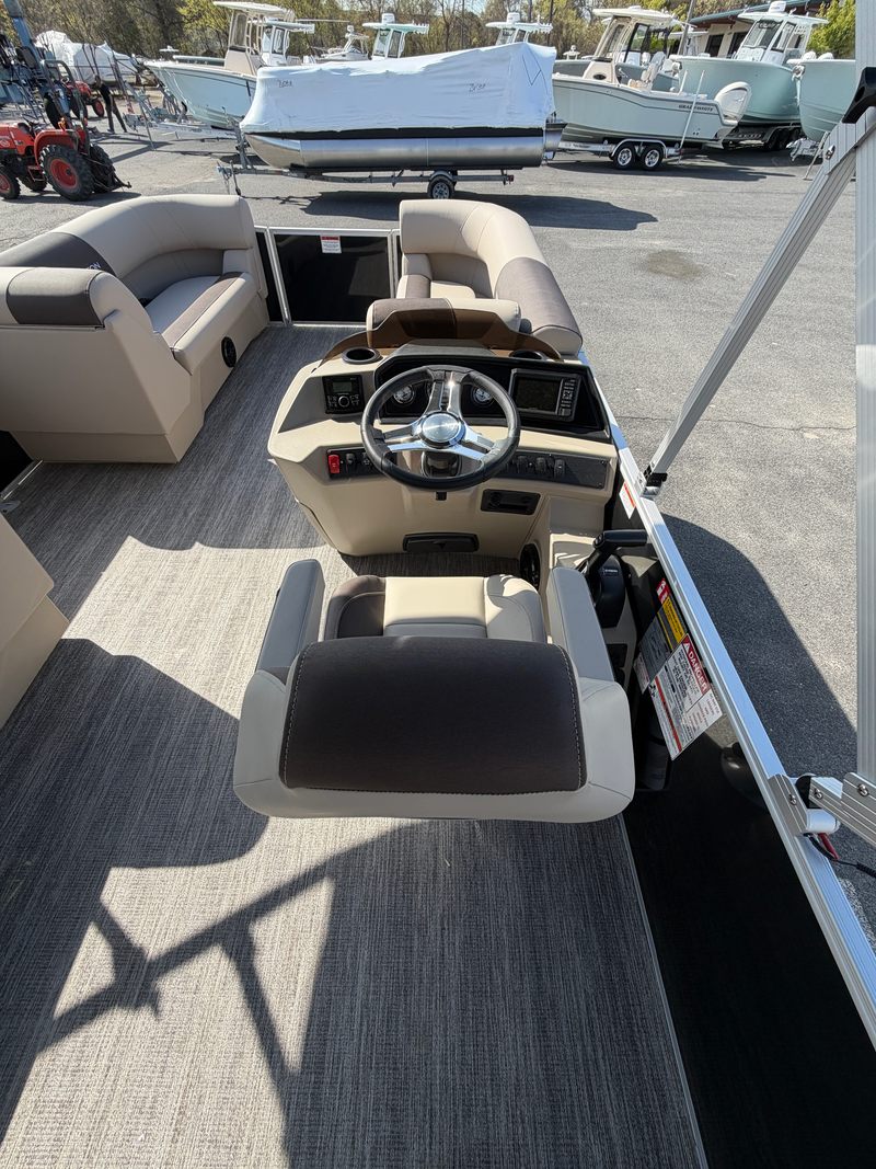 Boat Image 13