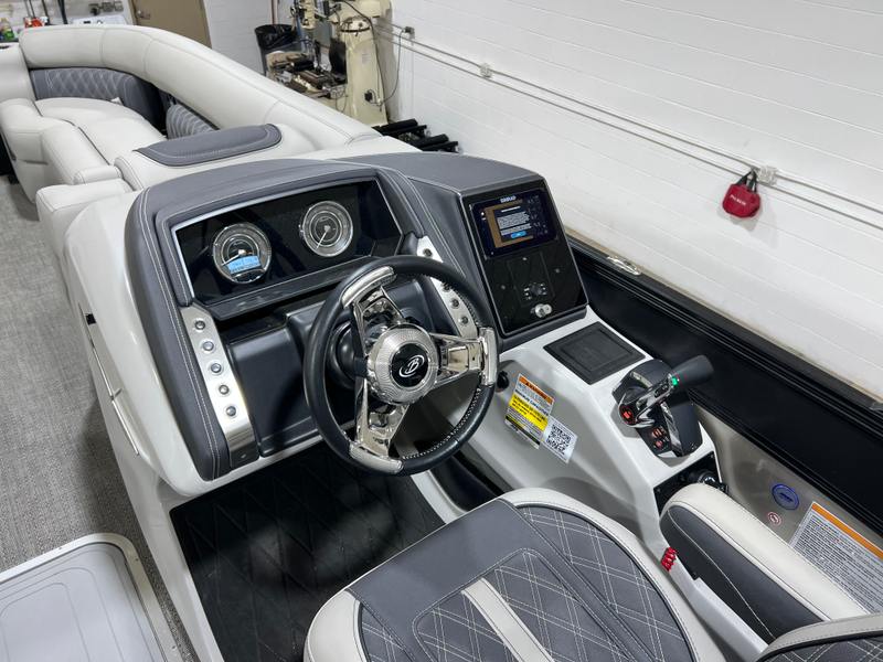 Boat Image 17