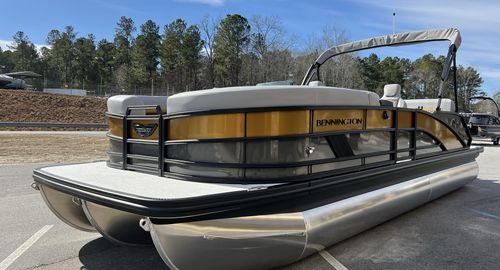 2025 Bennington 24 MSB ESP